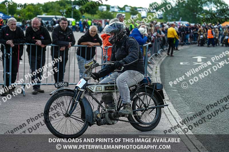 Vintage motorcycle club;eventdigitalimages;no limits trackdays;peter wileman photography;vintage motocycles;vmcc banbury run photographs